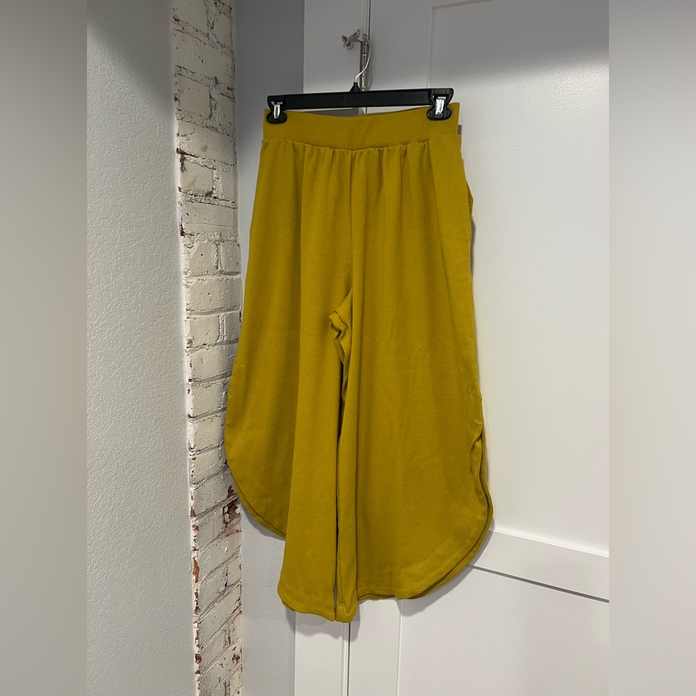 Women’s Free People Beach wide leg split hem cotton pants, size M, 170 NWOT